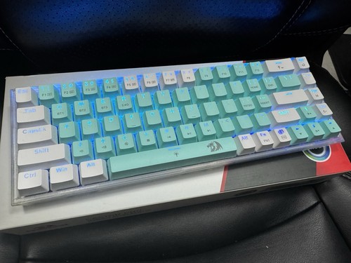 Redragon K631 PRO WT 65% 3-Mode Wireless RGB Gaming Keyboard, 68 Keys - Picture 3 of 8