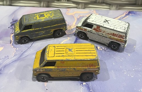 3 Vintage Hot Wheels Redline Diecast Car / Van Lot #104