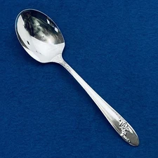 Queen Bess by Oneida Community Silver Plate Sugar / Condiment Spoon