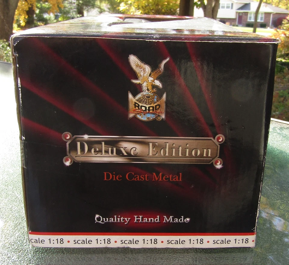 2001 ROAD Signature Die-Cast Metal Deluxe Edition 1963 Chrysler Turbine UNUSED - Image 2 of 4