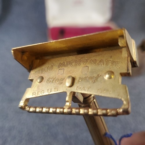 Vintage Brass GEM Micromatic Single Edge Safety Razor Set in Original Case - Picture 8 of 24