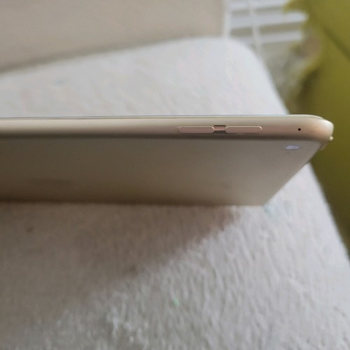 Apple iPad Air 2 A1566 16 GB, Wi-Fi, 9.7 in - Gold - Picture 5 of 9