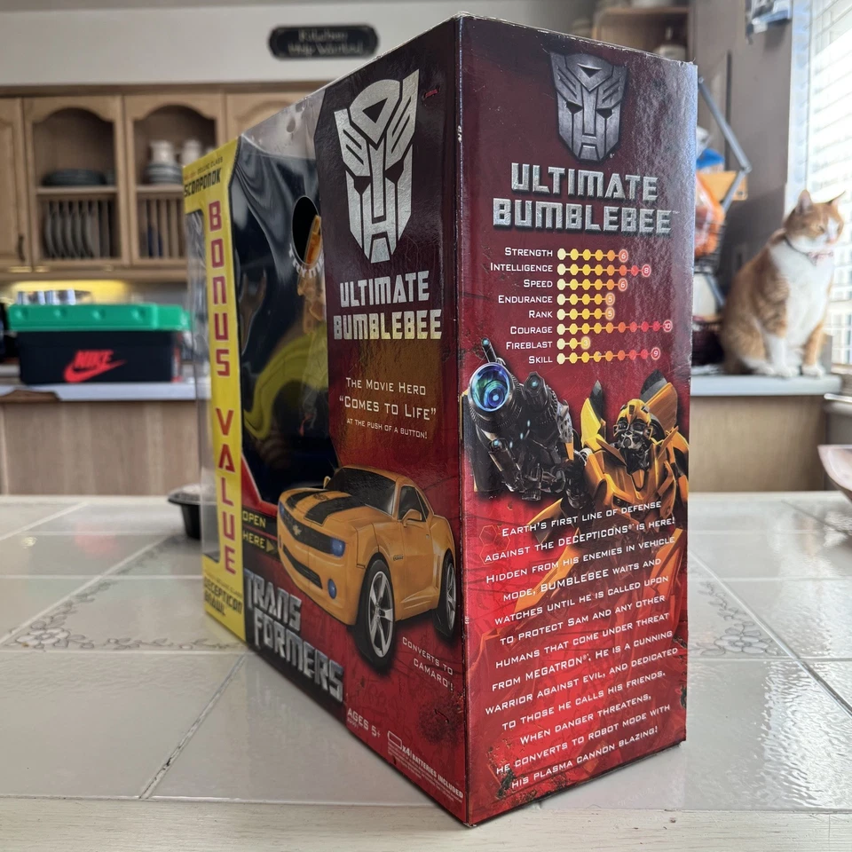 Rare Transformers Ultimate Bumblebee Special Value Pack 3 Figures  - Image 4 of 4