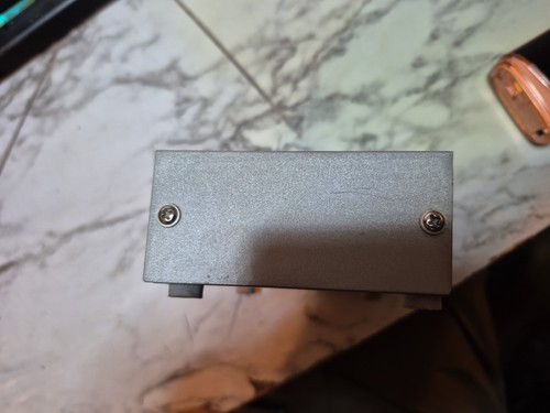 4 Port VGA Splitter Box One In/Four Out. braucht netzkabel - Bild 5 von 7