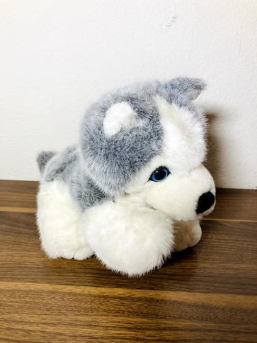 Beta Toys Husky Wolf Plush Stuffed Animal Toy 11" Dog Gift RARE Blue Eyes - Picture 2 of 5