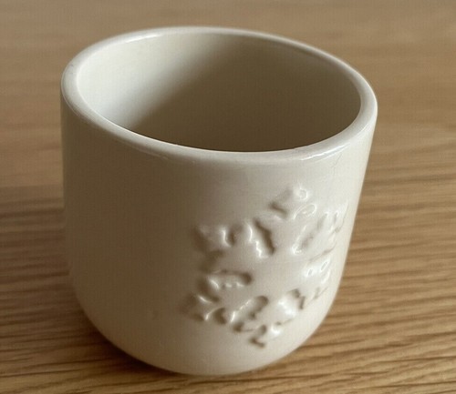 2.5 Inch Beige Ceramic Tea light Small Candle Holder Stocking Filler Snowflake - Picture 2 of 7