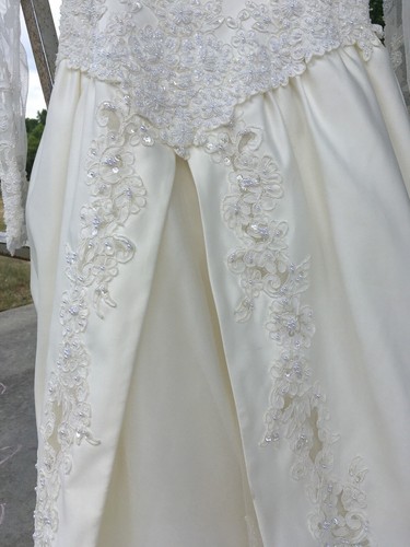 Wedding Dress, Mon Cheri, Long, Waist 30, White, Formal, Bride, Read Description - Picture 7 of 24