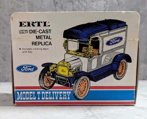Salvadanaio Ertl Replica Ford 1913 Modello T Van Toymaster - Foto 12 di 14