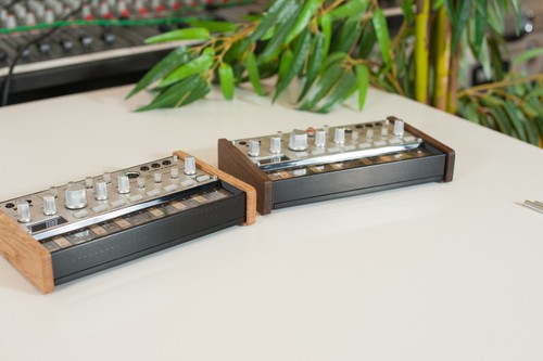 Korg Volca Holz Seitenteil Wood Side Panel End Cheeks Bass Sample Beats Keys FM - Picture 6 of 12