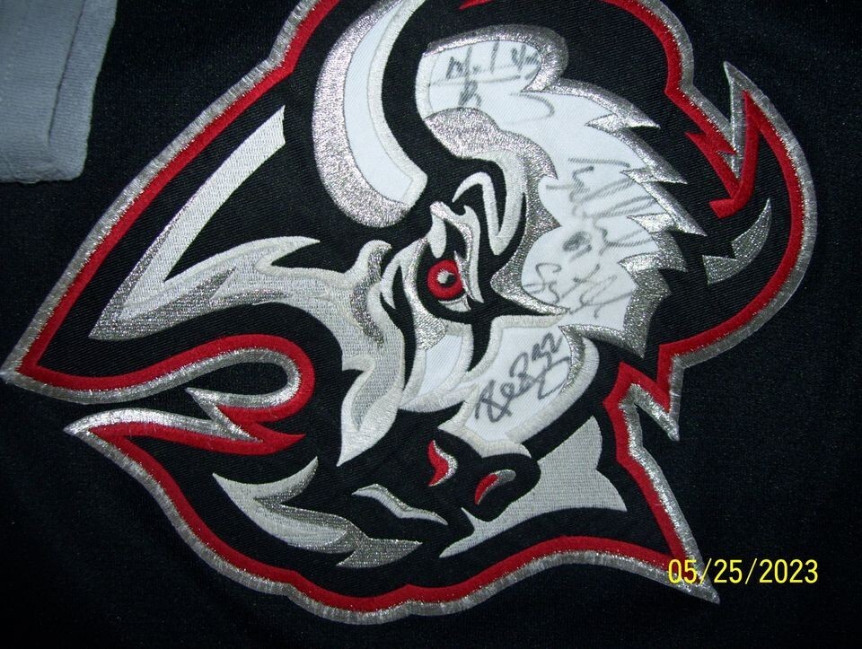 Picture 2 of 3