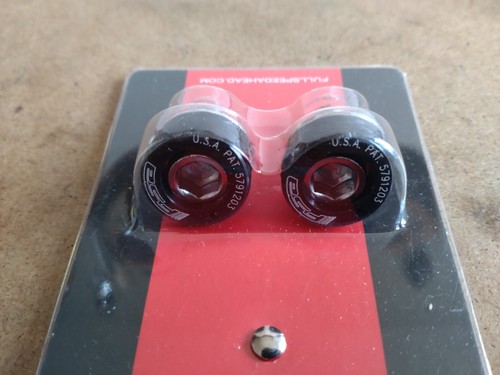 FSA Self-Extracting Crank Bolt Set CrMo M8, QR-1, New in Packaging - Picture 2 of 3