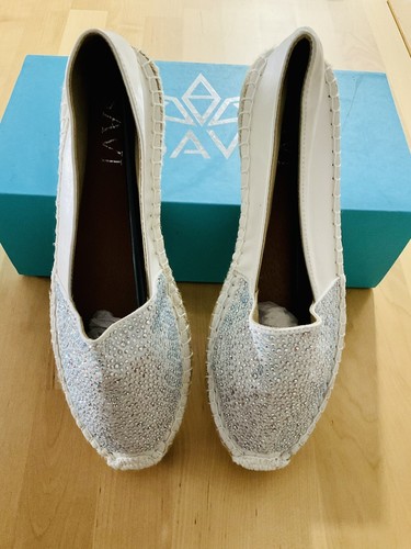 NWB-WOMENS SHOES SAVI RESORT WEAR SALMA ESPADRILLE HANDMADE SZ.8 COLOR WHITE. - Picture 10 of 12