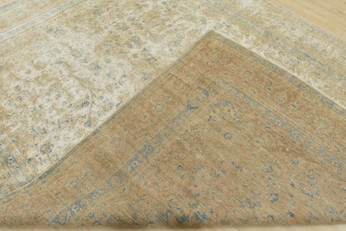 Vintage Anatolia 8’10” x 12’2” Beige Distressed Wool Hand-Knotted Oriental Rug - Picture 13 of 14