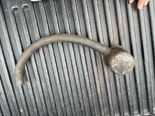 1969 dodge charger oil fill cap says O I L oem original piece STOCK PHOTOS B B+ - Picture 6 of 9