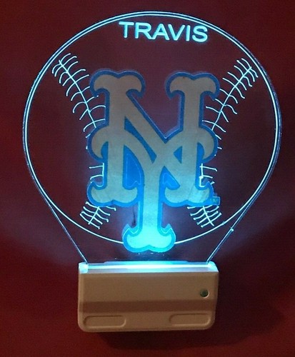 Enchufe LED personalizado luz nocturna de los Mets de Nueva York MLB, sensor de atardecer a amanecer - Imagen 3 de 12