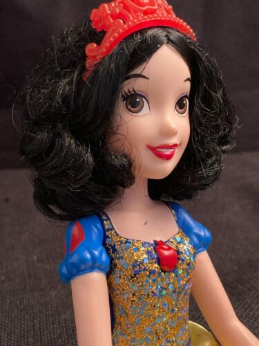2018 Mattel Hasbro Disney Snow White Barbie Doll; Removable Skirt, Crown, Shoes - Picture 2 of 23
