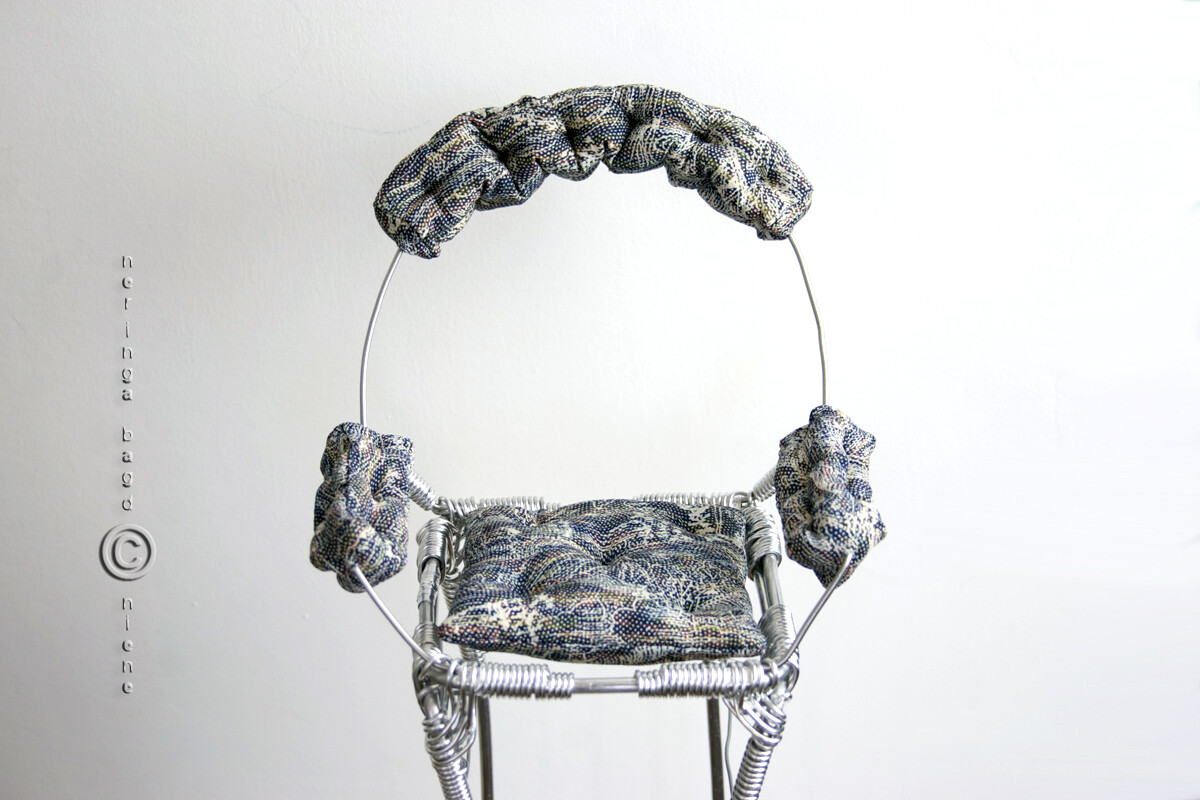 Pantalla De Alambre sillón para arte Muñecas. de gran tamaño alto y elegante. pedestall. listo Pantalla De Alambre sillón para arte Muñecas. de gran tamaño alto y elegante. pedestall. listo