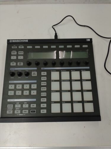 Native Instruments Maschine MK2 - Picture 8 of 18
