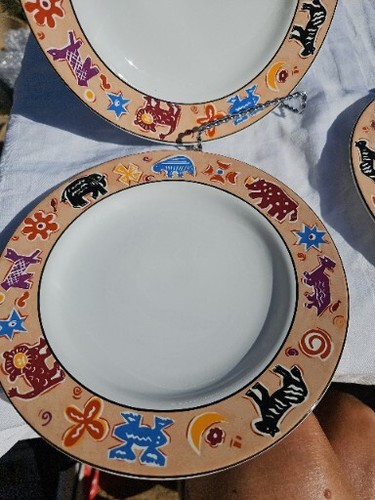 4 Furio Contemporary Casuals Animal Salad Plates bundle of 4 - Picture 2 of 4