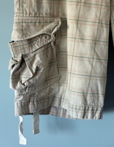 Urban Pipeline UP Cargo Shorts Men 32 Beige Green Plaid Outdoor Rugged Utility - Picture 3 of 20