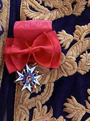 Rare et fine reproduction croix chevalier ordre militaire Saint Louis Louis XIV