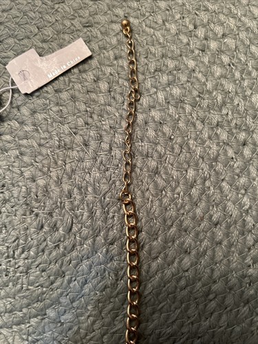 Hand cut Crystal Necklace - Picture 5 of 9