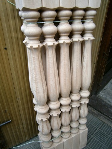 Stair Balusters Graceful Flows Design Carved Wood Spindles Balustrade Staircase - Picture 8 of 9