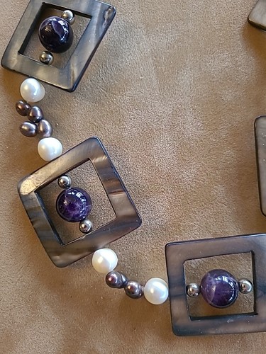 Hand Carved Mother Of Pearl, Pearls Peacock Pearls Glass Amethyst Beads Necklace - Picture 3 of 10