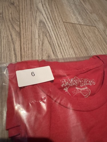 ANGRY BIRDS Unisex Men SZ M Red Cotton Blend Short Sleeve Crew T-Shirt - Picture 7 of 7