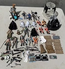 Lot of 21+ Vintage 2000s Hasbro Mostly Star Wars Action Figures Accessories Guns