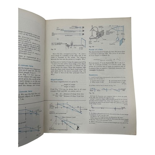 Physics for Today and Tomorrow by Tom Duncan 1980 Educational Textbook - Imagen 4 de 6