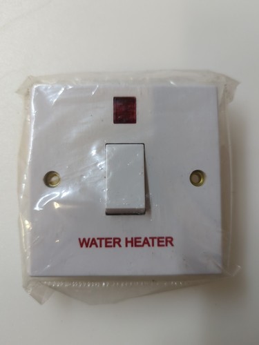 VOLEX ACCESSORIES - 20 Amp DP Engraved Square Edge Water Heater Switch with Neon - Picture 2 of 5