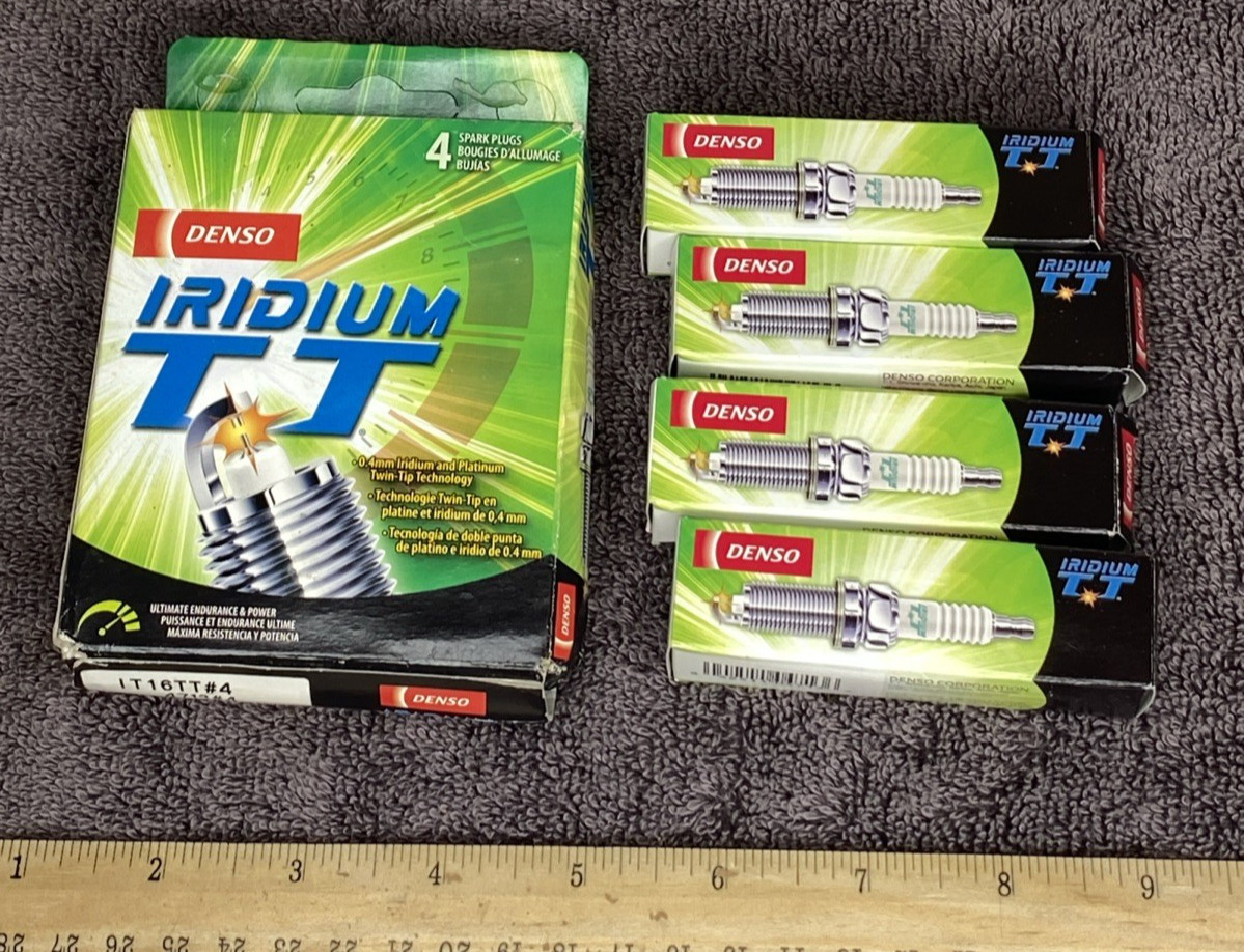 4 Denso IT16TT Iridium TT Spark Plugs 4713 New Old Stock New In Box