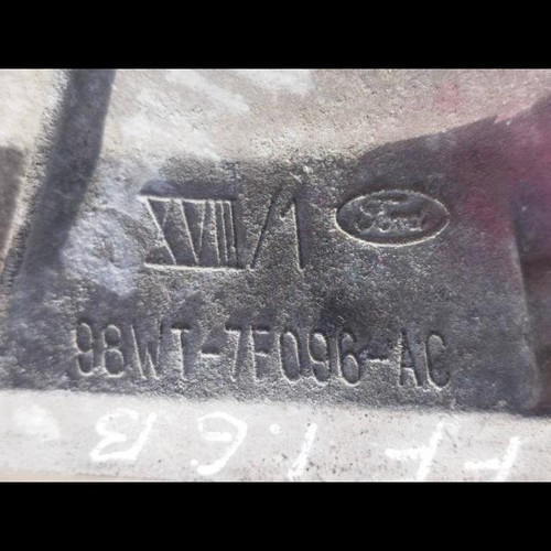 FORD FOCUS IV HN Getriebe XS4R7002FB 1.6 Benzin 2003 30479824 - Bild 8 von 9