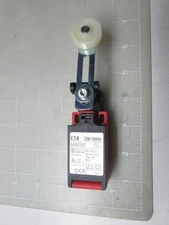 EATON CUTLER HAMMER E49S71UP7 E49  GENERAL PURPOSE LIMIT SWITCH