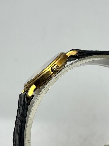 Universal Geneve 516.715 18k Gold Textured Dial Elegant Womens Wrist Watch 1985 - Picture 7 of 13