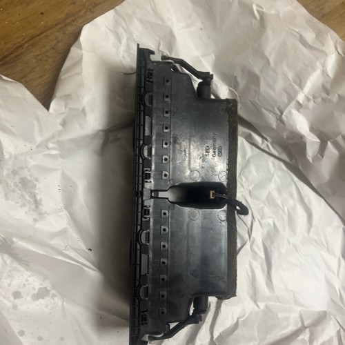 AUDI A4 2006 CENTER DASHBOARD AIR VENTS 8E0820951 H - Picture 5 of 11