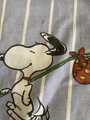 FLAW Vintage Snoopy Flat Sheet Bindle Woodstock FLAW double