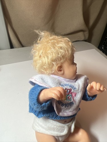 Laura Lee Wambach Doll 6.5" 2004 Baby Limited Ed 98/150 - Picture 5 of 5