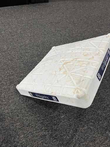 Andrew Benintendi First Career HR Verlander Win #170 Game Used Base MLB 8/21/16 - Picture 3 of 9