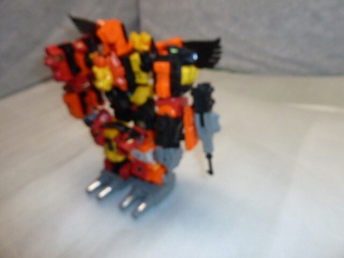 Predaking Near to Complete 1986 Vintage Hasbro G1 Transformers Action Figure - Picture 3 of 4