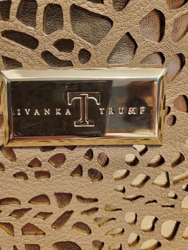 Ivanka Trump Purse - Picture 3 of 4