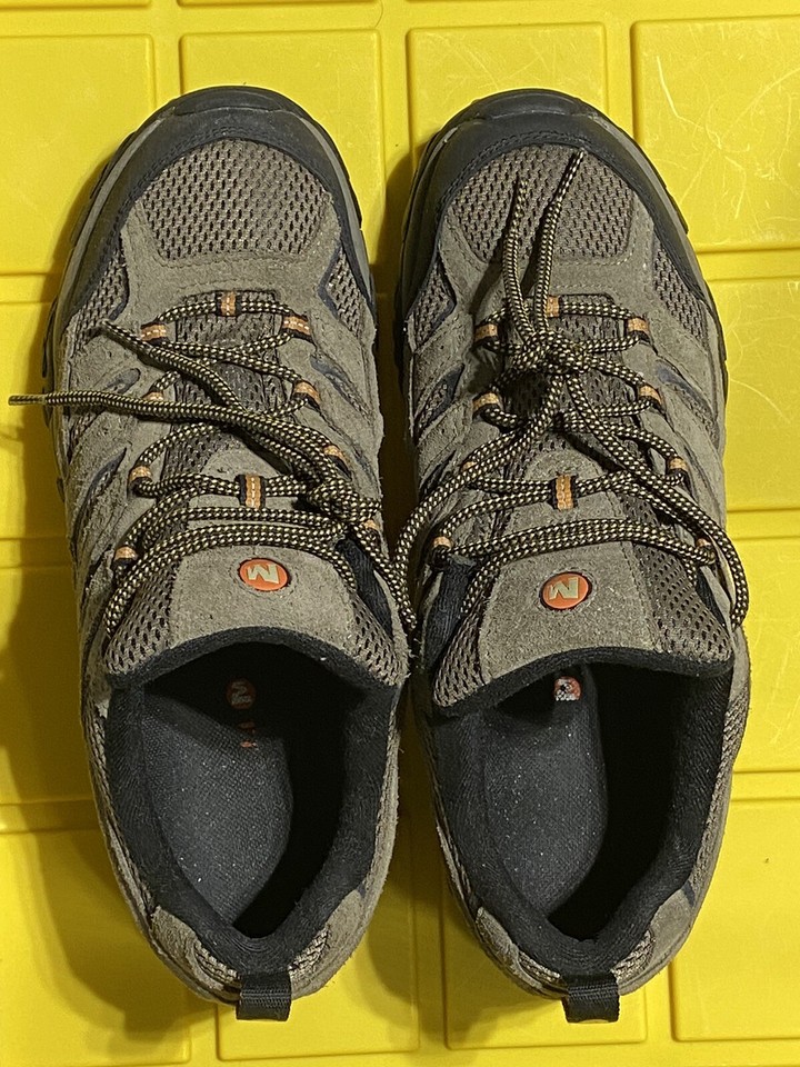 Merrell Men's Moab 2 Vent Hiking Trail Shoe Size 11.5 Vibram Leather
