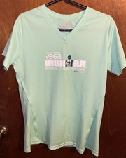 IRONMAN WORLD TRIATHLON CHAMPIONSHIP WOMEN MEDIUM V NECK SHIRT