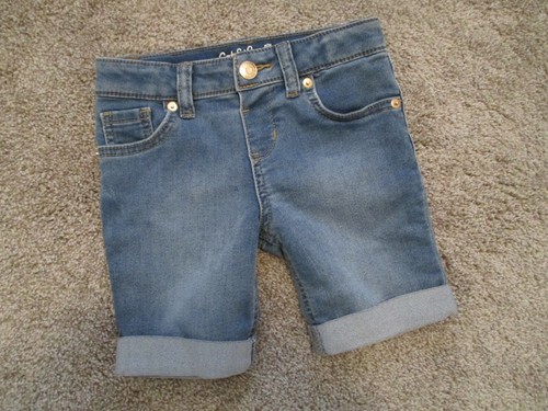 EUC Girls Cat & Jack rolled cuff jean shorts, adjustable waist, sz XS (4/5)