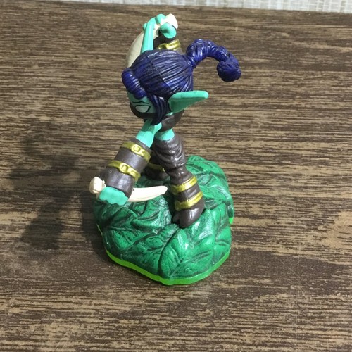 Skylanders Spyros Adventure Stealth Elf Figure and Card - Picture 6 of 9