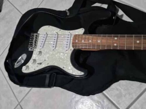 Starcaster Electric Guitar - Black - Picture 2 of 9