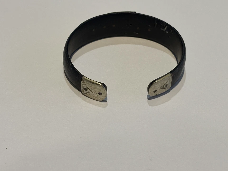 Brazalete de madera y plateado Foto 3 de 3