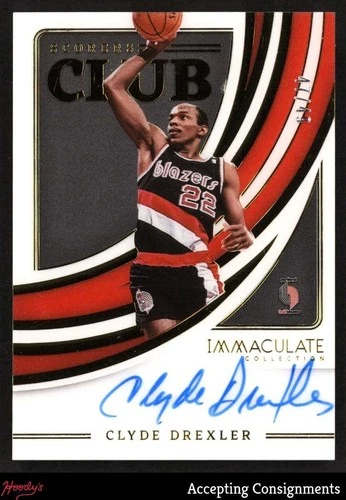 2021-22 Immaculate Scorers Club Signatures #21 Clyde Drexler AUTO 47/49 Blazers