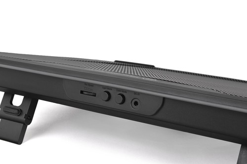 Thermaltake Massive 20 RGB Notebook Cooler Up to 19" Screen Notebook - Black - Picture 5 of 6